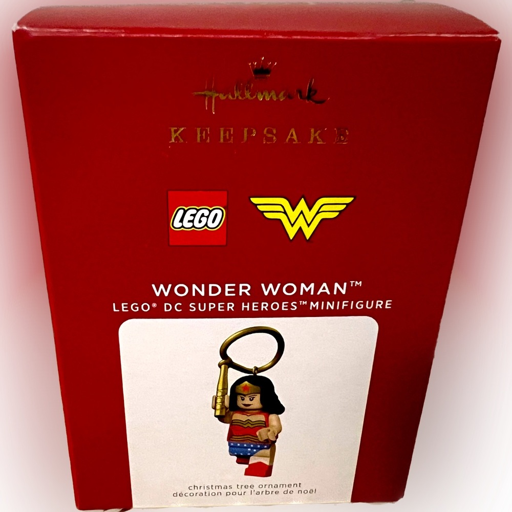Hallmark LEGO Wonder Woman 2021 ornament